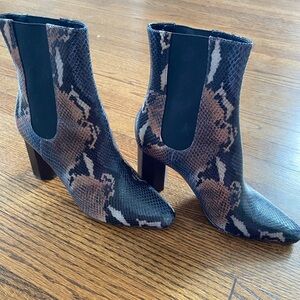 Snake-Print Women’s Ankle Boots - Brown/Black